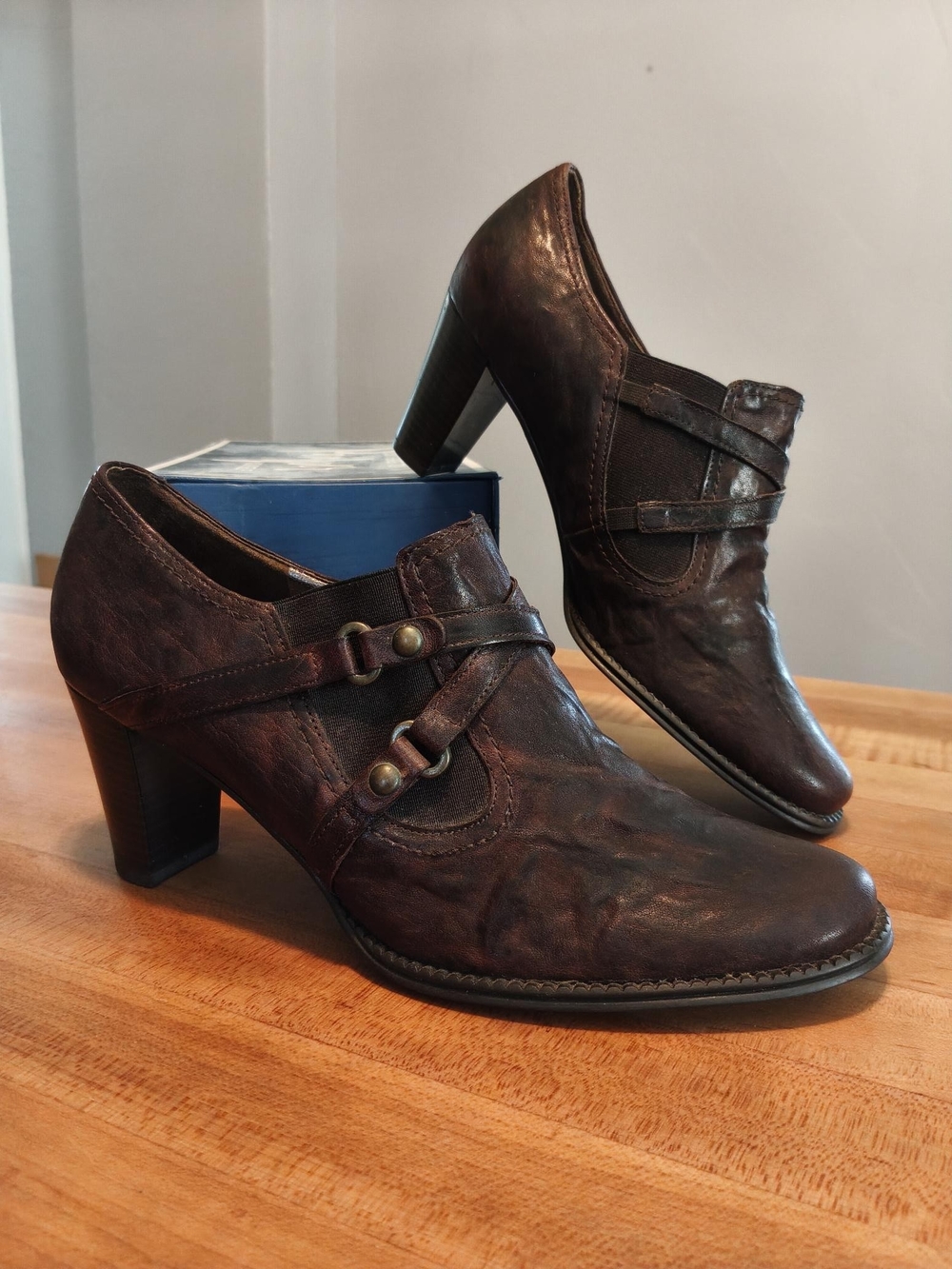 Gabor Brown Leather Distressed Block Heel Booties Ankle Boots Size 5.5 (UK 3)